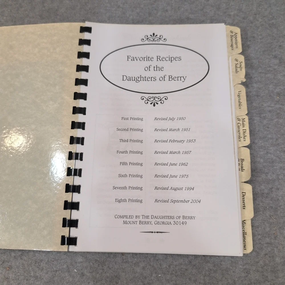 Favorite Recipes of the Daughters of Berry College Cookbook Georgia 2004 Revised - Picture 2 of 3